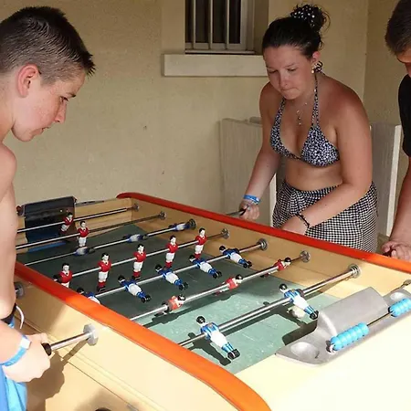 Mobil-home, Animaux Admis - 4 Pers. - Api-1-52-2358 * Chaille-Les-Marais