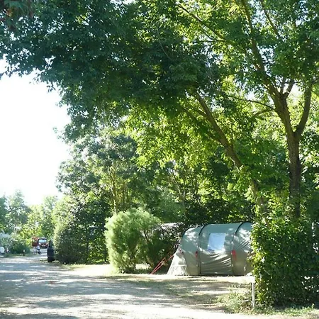 Mobil-home, Animaux Admis - 4 Pers. - Api-1-52-2358 * Chaille-Les-Marais